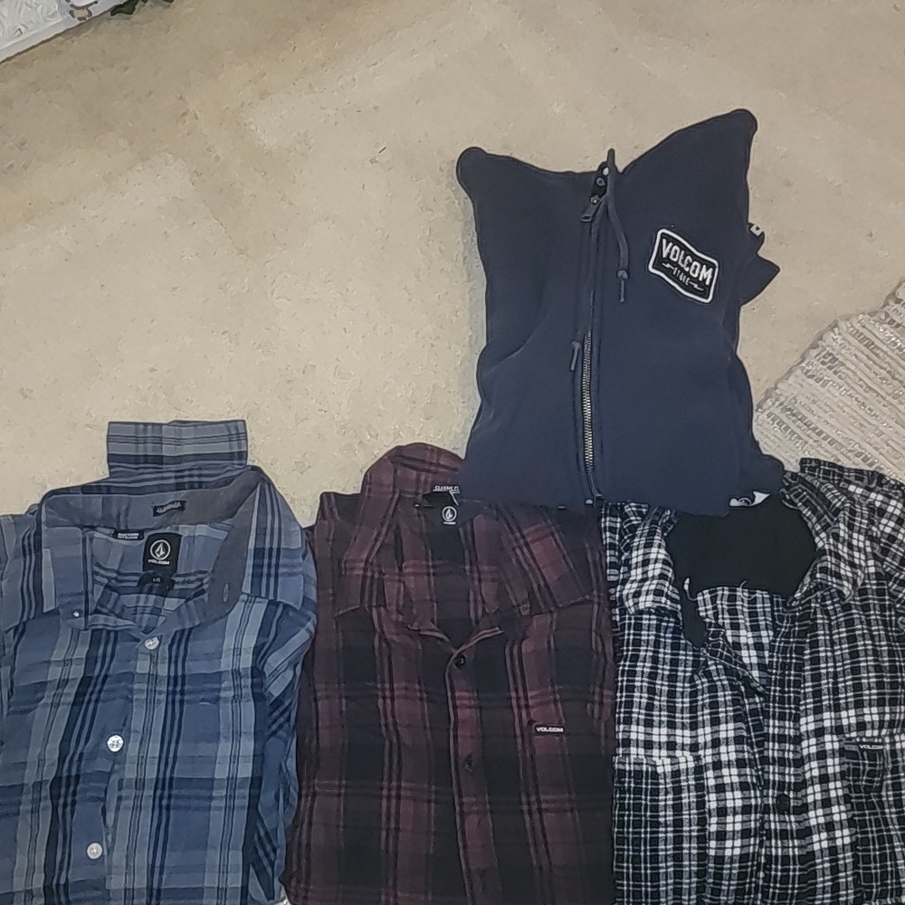 Men's Volcom botton up Flannels, and A Hooded ZIP up Volcom Sweater. 100% Cotton